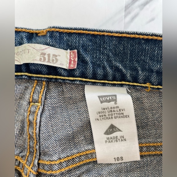 Women’s Levi’s Boot Cut Jeans - Picture 8 of 8